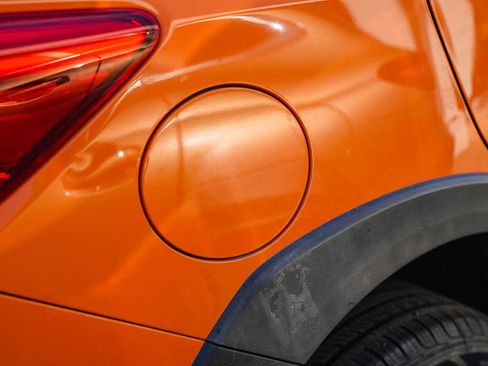 Used 2015 Subaru Impreza 2.0i Premium image 12