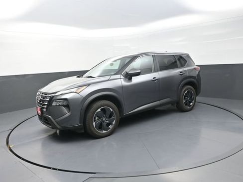 Used 2024 Nissan Rogue SV AWD/4WD image 79