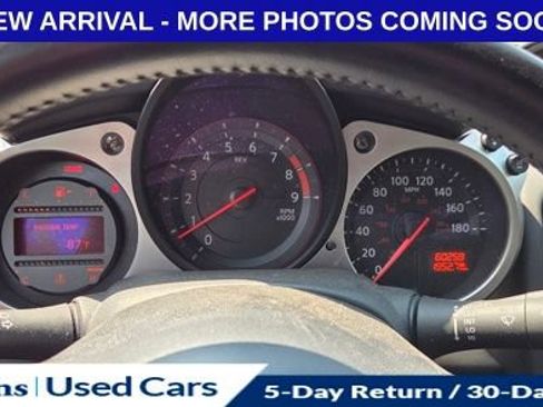 Used 2017 Nissan 370Z Coupe RWD image 15