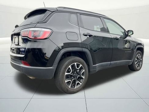 Used 2020 Jeep Compass Sport image 5
