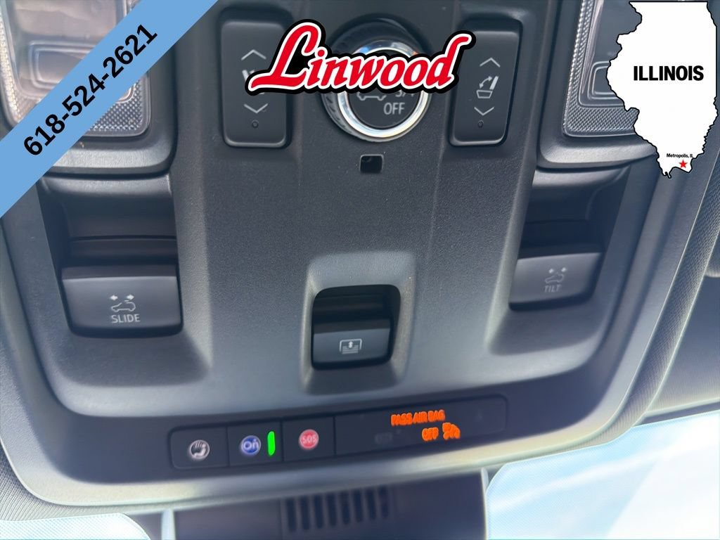 Used 2024 GMC Yukon AT4 AWD/4WD image 34