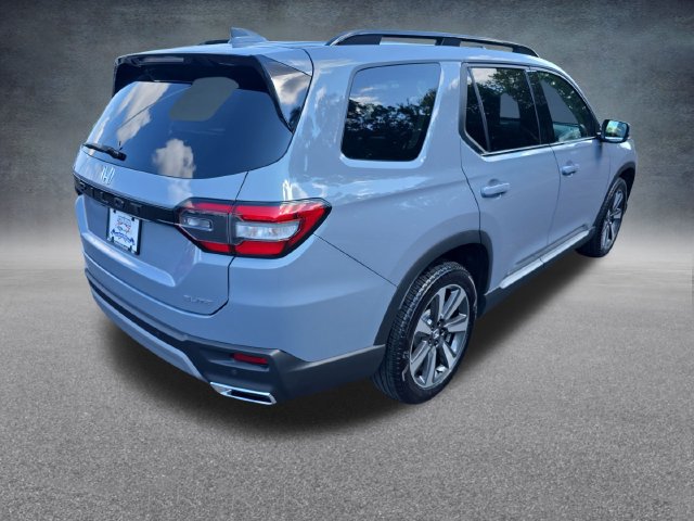 Used 2025 Honda Pilot Elite image 7