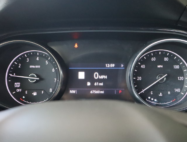 Used 2022 Buick Encore GX Essence w/ Advanced Technology Package FWD image 27