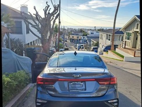 Used 2020 Kia Forte LXS image 3