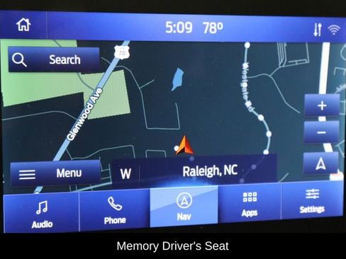 Used 2022 Ford Explorer Limited w/ Equipment Group 301A image 8