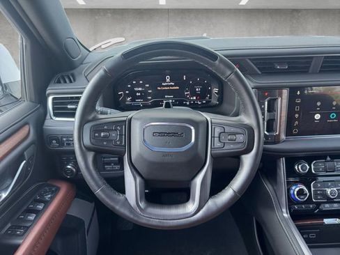 Certified 2024 GMC Yukon Denali Ultimate image 21