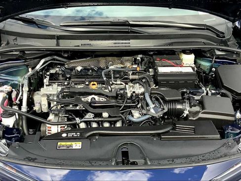 Used 2025 Toyota Corolla LE FWD image 31