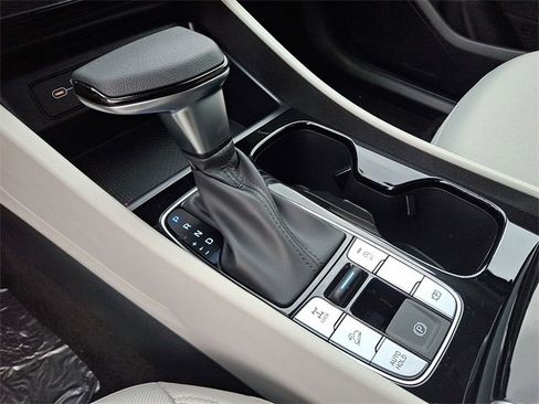 New 2026 Hyundai Tucson SEL image 8