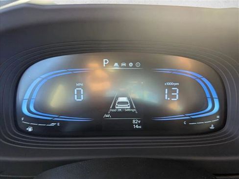 New 2025 Hyundai Venue SE image 10