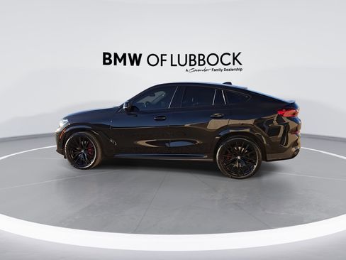 Used 2022 BMW X6 xDrive40i w/ M Sport Package image 6