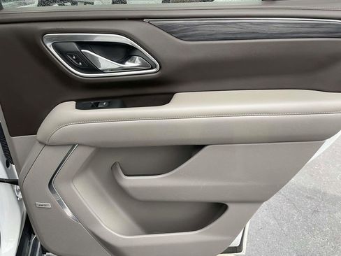 Used 2021 GMC Yukon SLT image 43