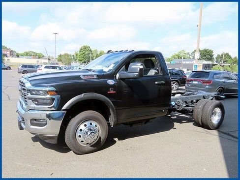 New 2025 RAM 3500 Tradesman image 2