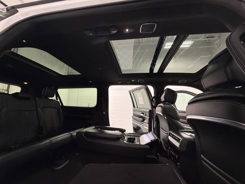 Used 2024 Jeep Grand Wagoneer L Series II w/ Quick Order Packagew 28T image 45