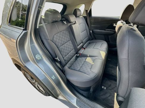 Certified 2022 Kia Niro LXS FWD image 24