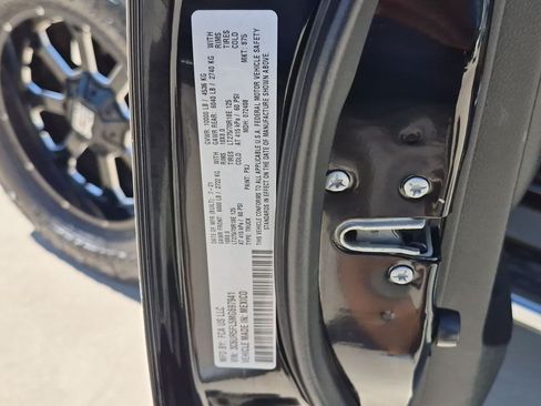 Used 2021 RAM 2500 Laramie AWD/4WD image 33