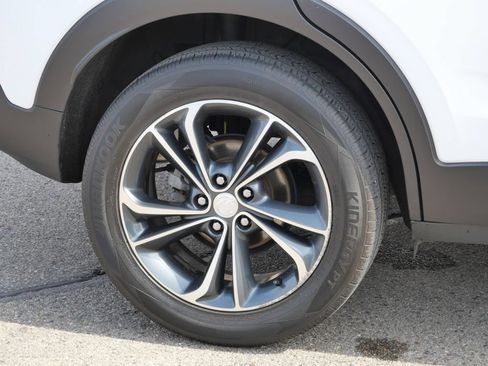 Used 2023 Buick Encore GX Select AWD/4WD image 14