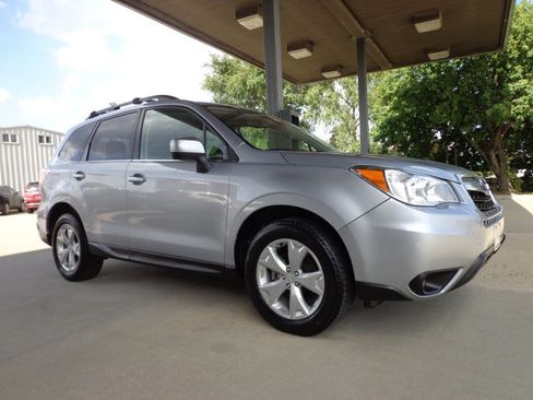 Used 2014 Subaru Forester 2.5i Limited w/ Popular Package #1 AWD/4WD image 3