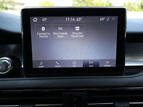 Used 2020 Lincoln Corsair AWD w/ Premium Package image 8