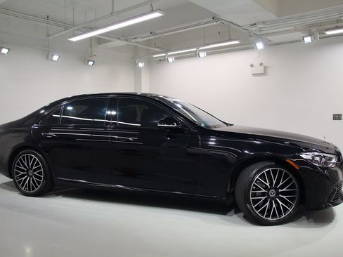 Certified 2022 Mercedes-Benz S 580 4MATIC Sedan image 13