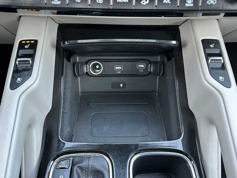 Used 2021 Kia Telluride EX w/ EX Premium Package image 32