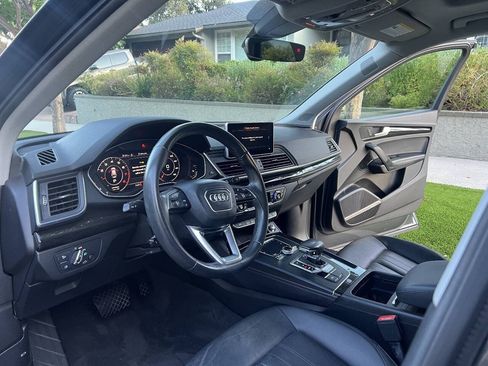 Used 2020 Audi Q5 2.0T Premium Plus w/ Premium Plus Package AWD/4WD image 11
