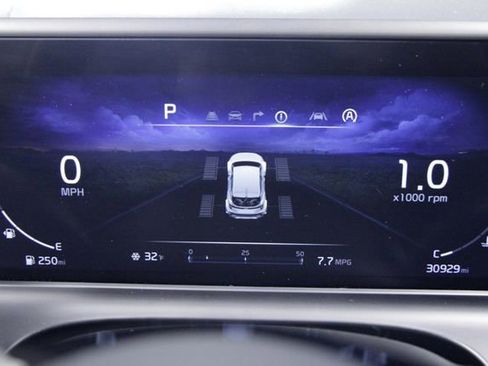 Used 2024 Kia Seltos EX image 25