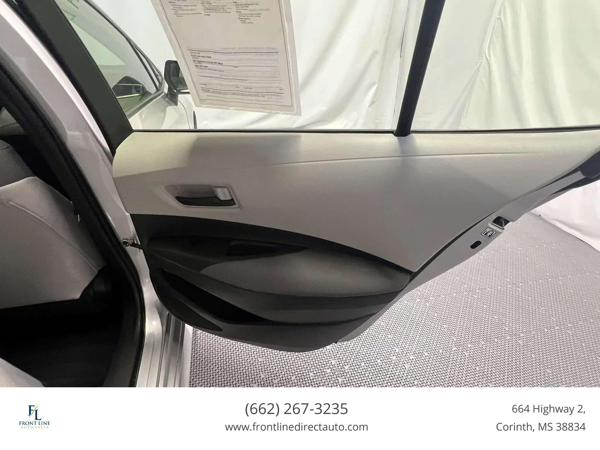 Used 2022 Toyota Corolla LE FWD image 25