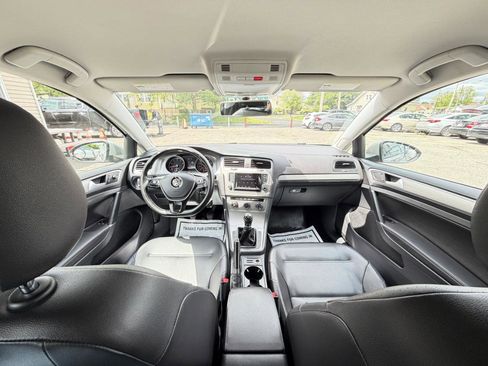 Used 2015 Volkswagen Golf S FWD image 24