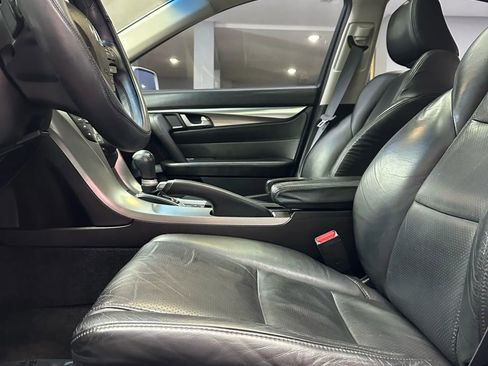 Used 2011 Acura TL w/ Technology Package FWD image 11