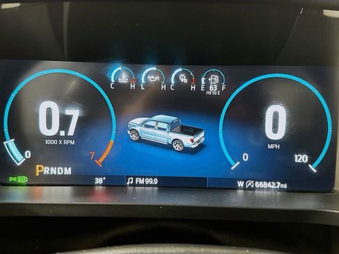 Used 2021 Ford F150 Lariat w/ Equipment Group 502A High image 11