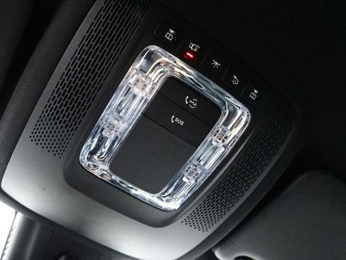 Used 2021 Mercedes-Benz GLB 250 image 20