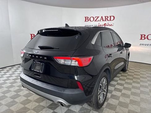 Used 2022 Ford Escape SEL image 8
