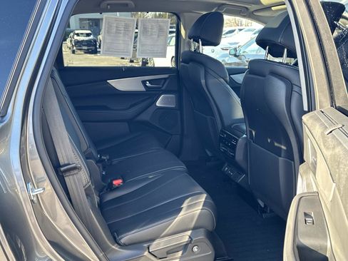 Certified 2025 Acura MDX SH-AWD w/ Technology Package image 15