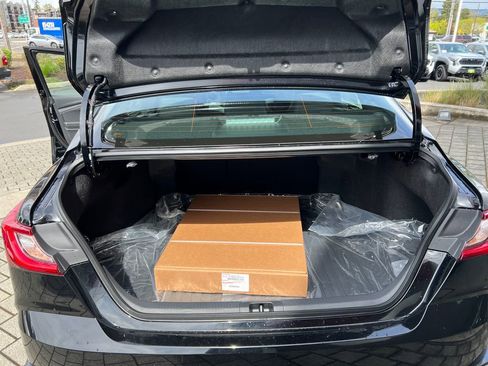 New 2026 Toyota Camry Hybrid image 25