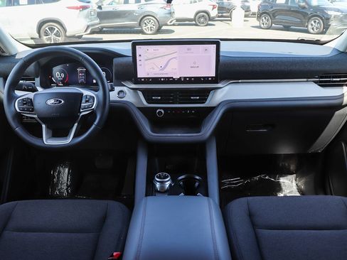 Used 2026 Ford Explorer Active RWD image 12