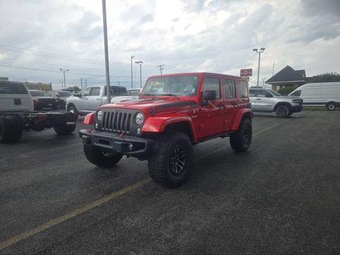 Used 2017 Jeep Wrangler Unlimited Rubicon AWD/4WD image 1