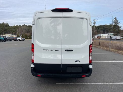 New 2026 Ford Transit 250 148 Medium Roof RWD image 5