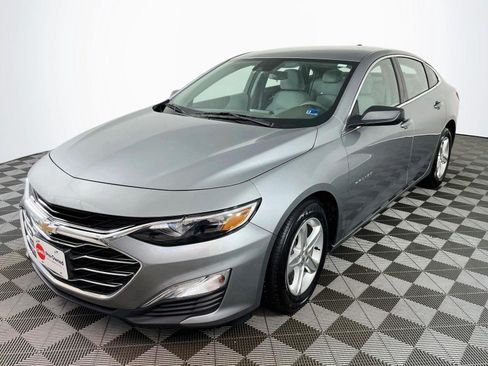 Used 2023 Chevrolet Malibu LS FWD image 3