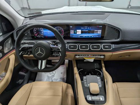 Certified 2026 Mercedes-Benz GLS 450 4MATIC image 16