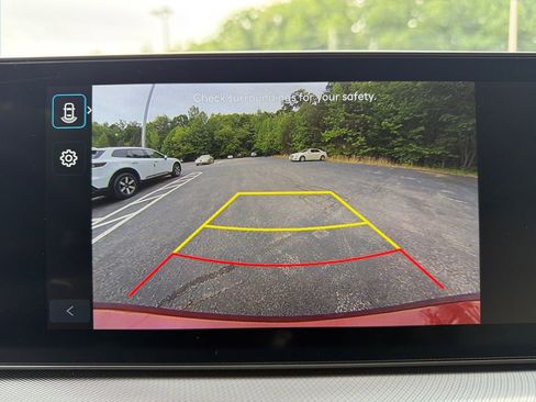 Used 2025 Hyundai Sonata SEL FWD image 22