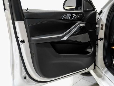 Used 2024 BMW X6 M60i w/ M Sport Professional Package image 38