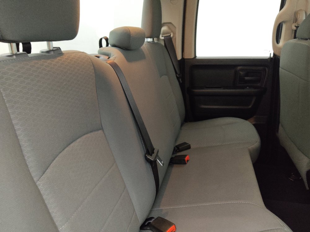 Used 2018 RAM 1500 Express w/ Express Value Package AWD/4WD image 19