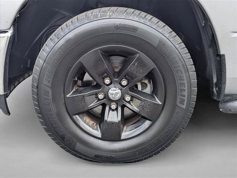 Used 2019 RAM 1500 Tradesman w/ Chrome Plus Package AWD/4WD image 9