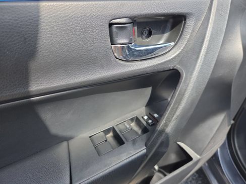 Used 2016 Toyota Corolla S FWD image 16