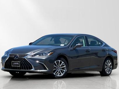 Certified 2025 Lexus ES 350 w/ Accessory Package (Z2)