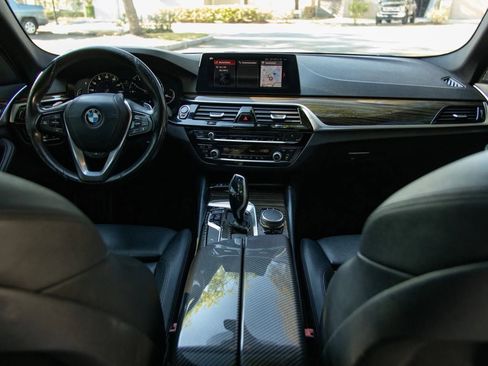Used 2018 BMW 530i xDrive AWD/4WD image 36