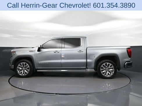 Used 2023 GMC Sierra 1500 Denali w/ Denali Reserve Package AWD/4WD image 4