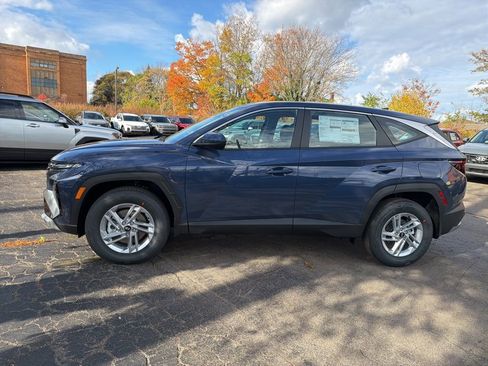 New 2026 Hyundai Tucson SE image 4