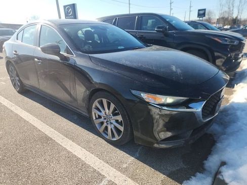 Used 2020 MAZDA MAZDA3 Sedan w/ Select Package image 8