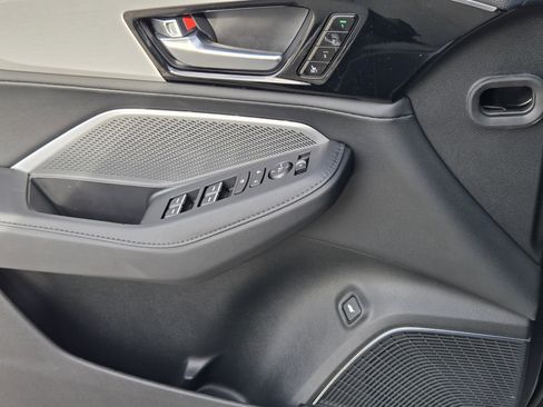 New 2026 Acura MDX SH-AWD image 16